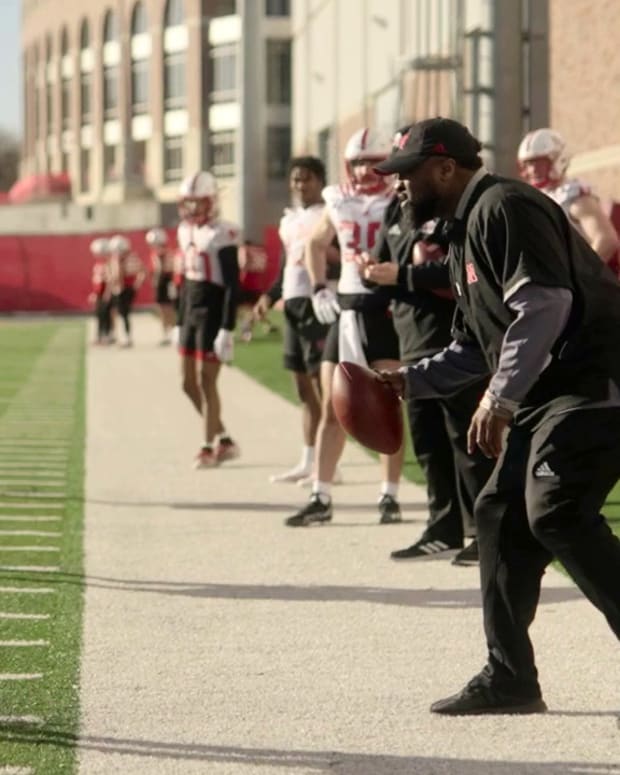 Travis Fisher spring practice 2022 defensive backs